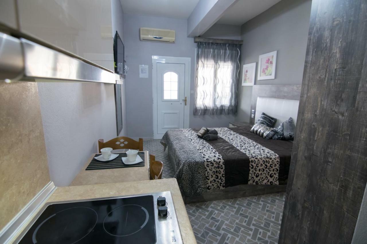 Avra Comfort Rooms Potidée Extérieur photo